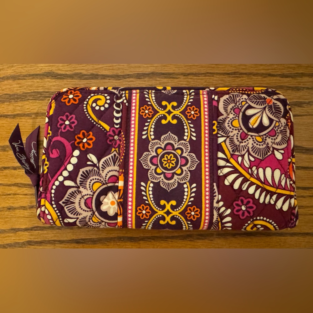 Vera Bradley Safari Sunset Wallet Zip Around Purple Accordian Wallet - Like New